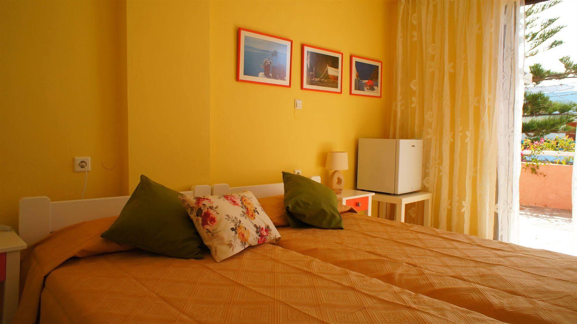 Idi Hotel อาเยียกาลินี ภายนอก รูปภาพ